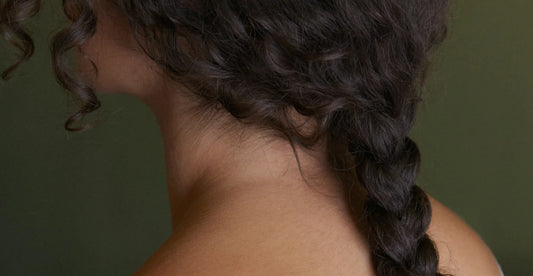 picture of womans neck